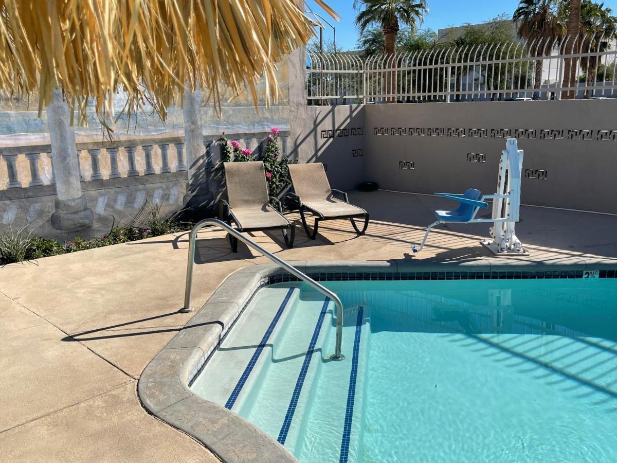 Motel Days By Wyndham Indio
