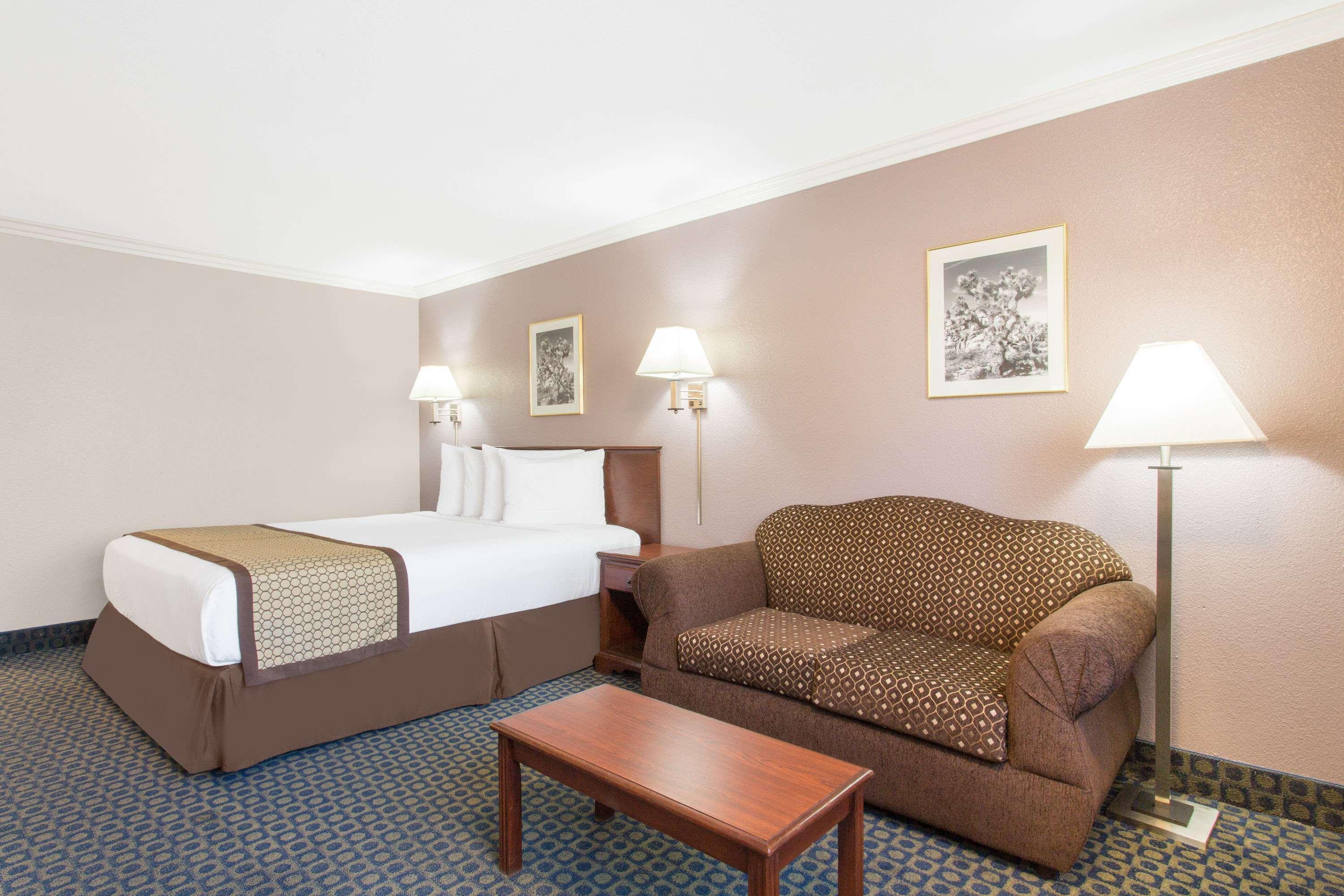 Motel Days By Wyndham 2*