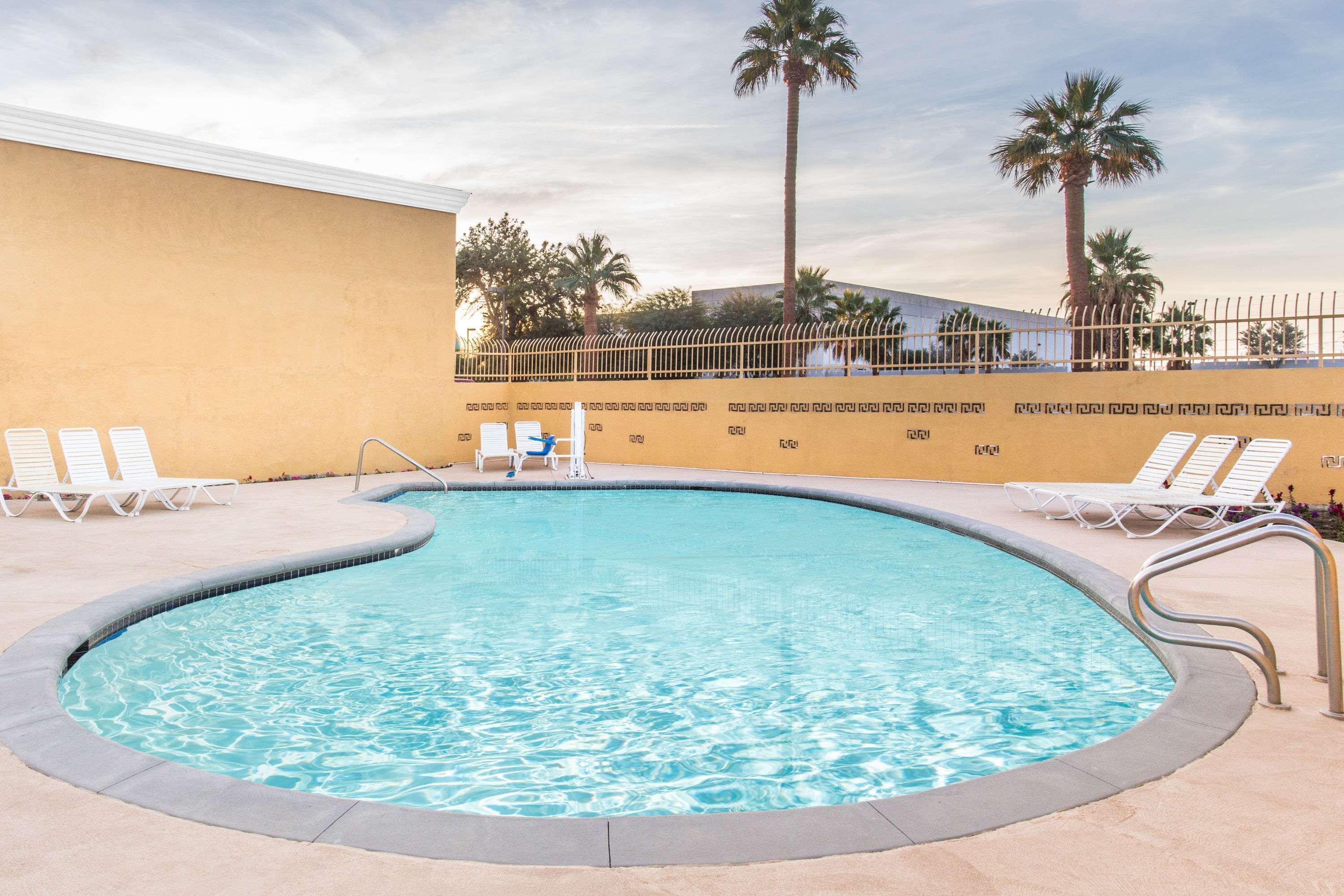 Motel Days By Wyndham 2*