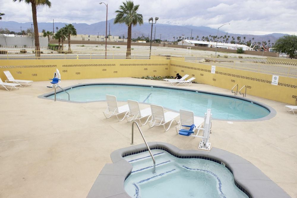 Motel Days By Wyndham 2*