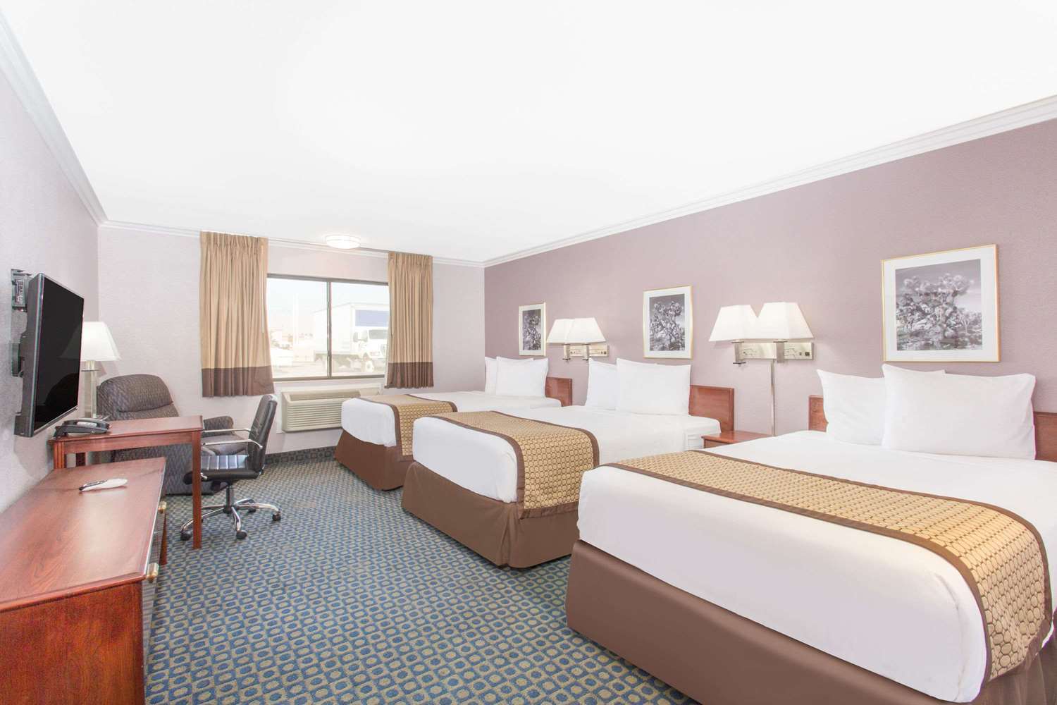 Motel Days By Wyndham Indio